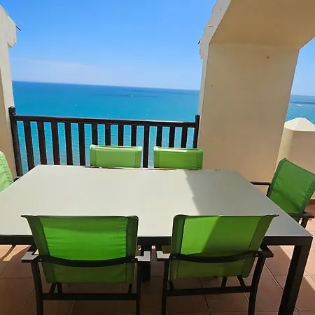 The Panoramic Penthouse Of Art Apartment *