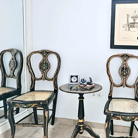 The Panoramic Penthouse Of Art 公寓 贝纳尔马德纳